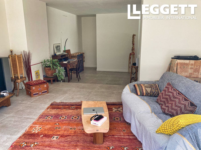 Image No.7-2 Bed House for sale