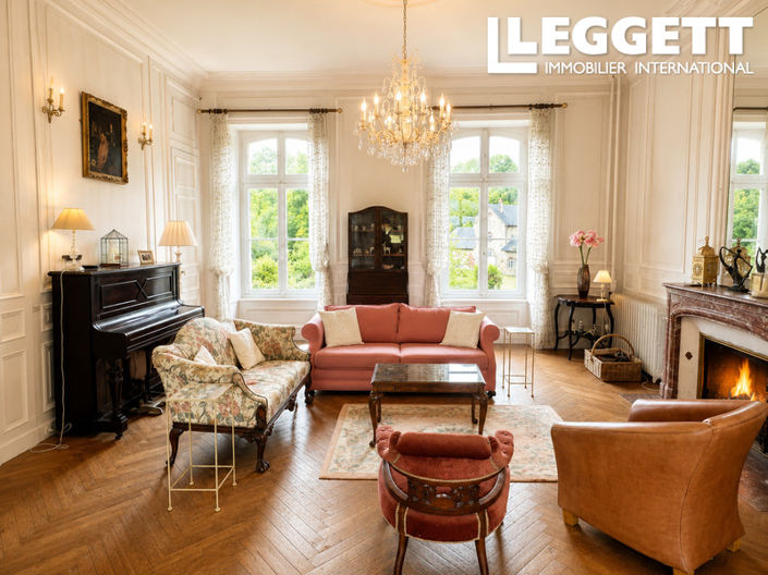 Image No.5-8 Bed Chateaux for sale