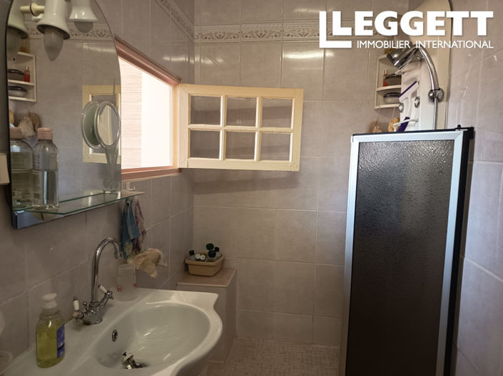 Image No.5-4 Bed House for sale