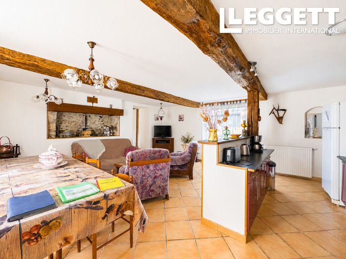 Image No.8-11 Bed House for sale