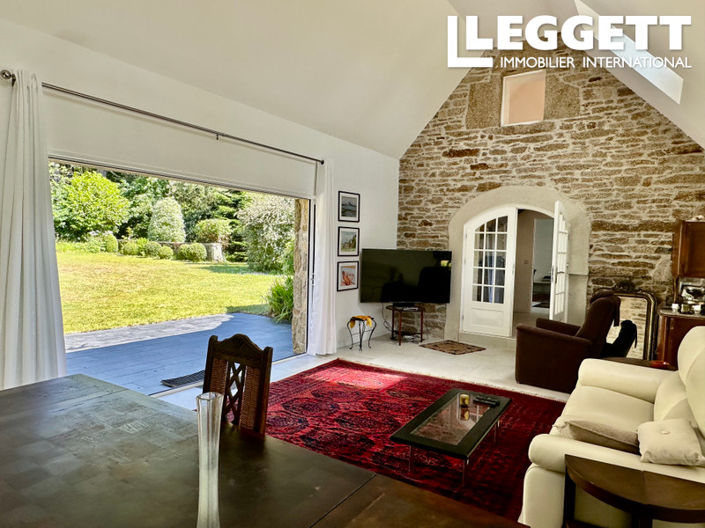 Image No.4-6 Bed House for sale