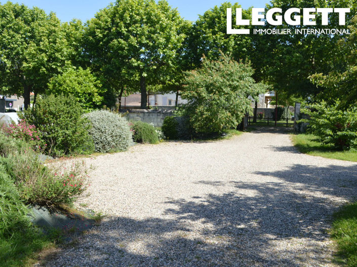 Image No.7-10 Bed House for sale