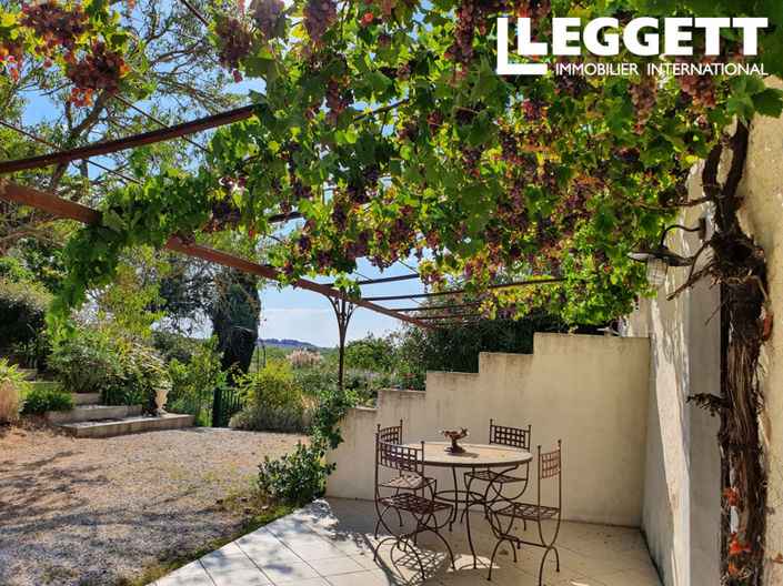 Image No.5-16 Bed House for sale