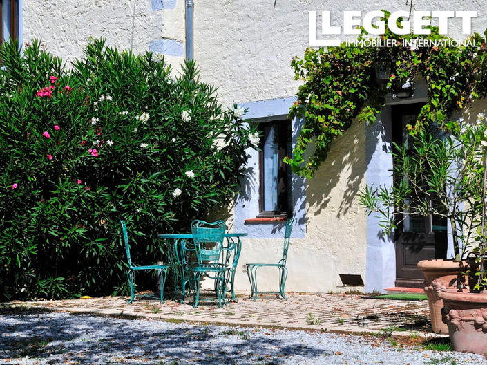 Image No.6-16 Bed House for sale