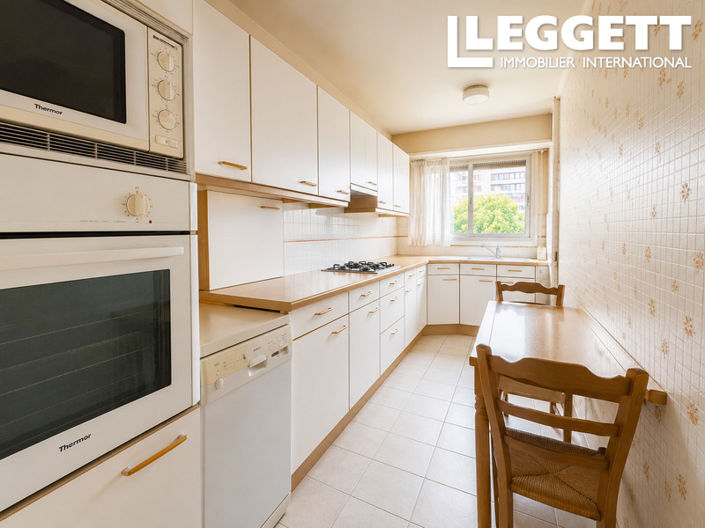 Image No.4-2 Bed Apartment for sale