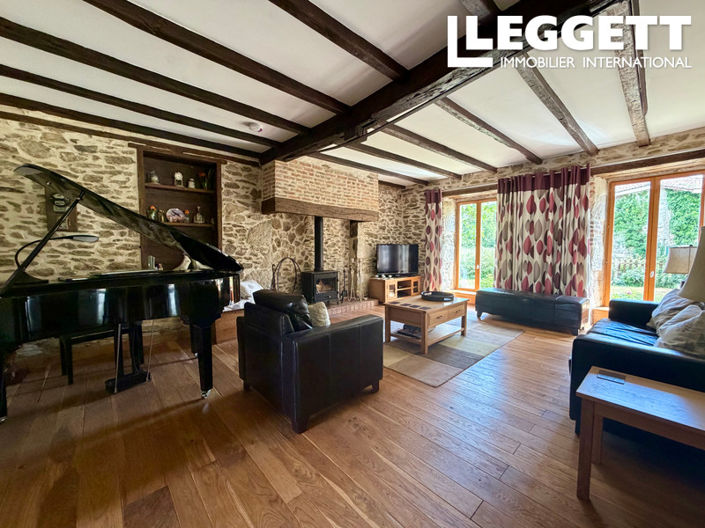 Image No.2-3 Bed House for sale