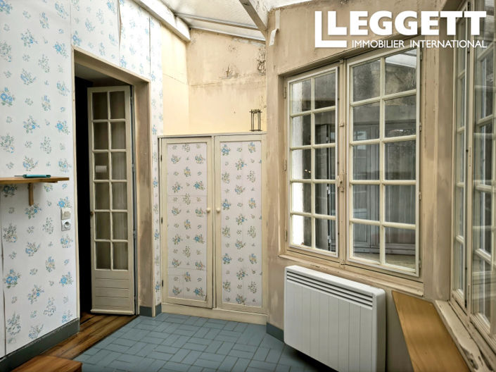 Image No.10-3 Bed House for sale