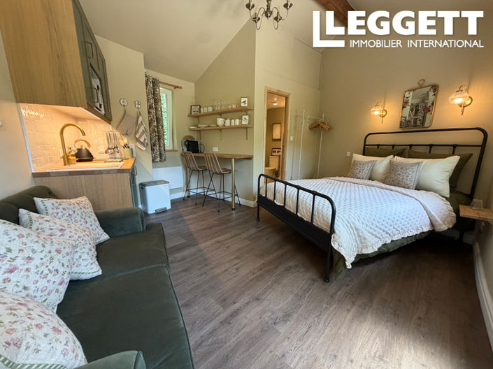 Image No.9-7 Bed House for sale