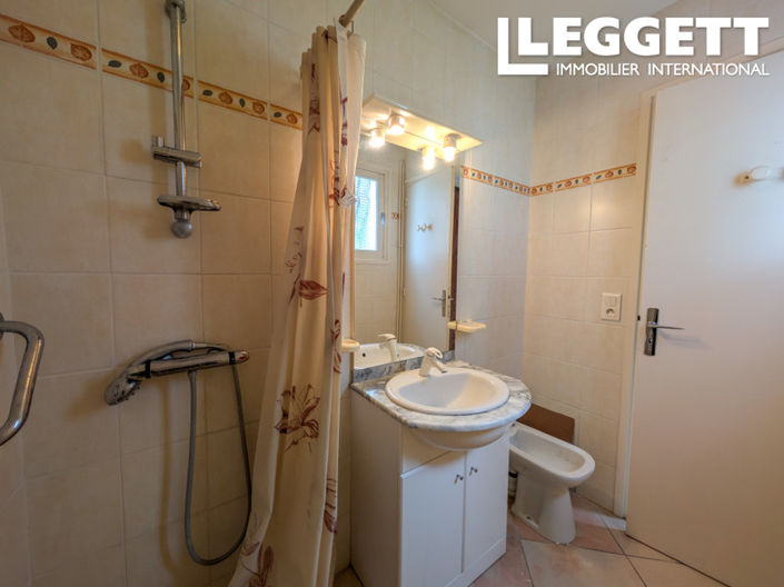 Image No.9-3 Bed House for sale