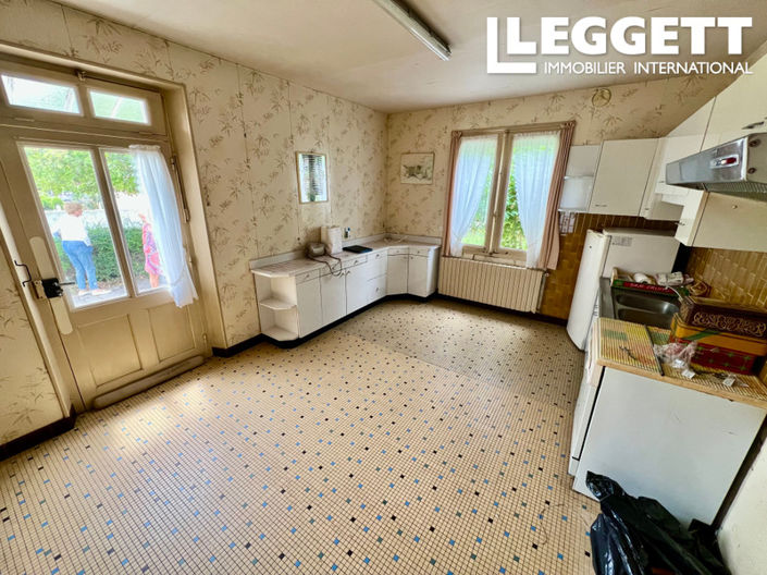 Image No.6-4 Bed House for sale