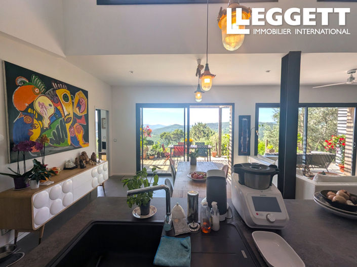 Image No.7-3 Bed House for sale