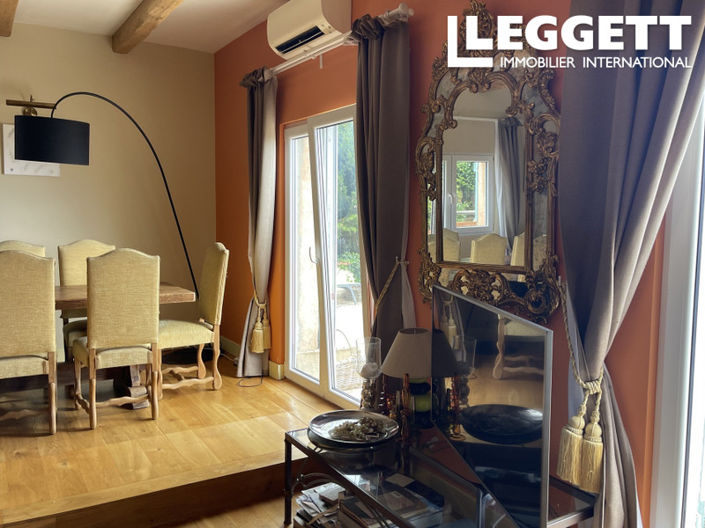 Image No.7-7 Bed House for sale