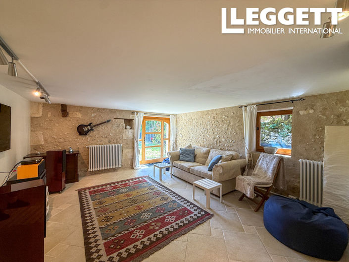 Image No.10-4 Bed House for sale