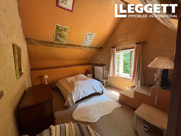 Image No.6-4 Bed House for sale