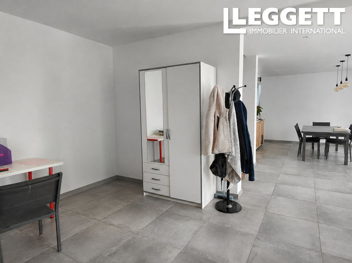 Image No.3-4 Bed House for sale