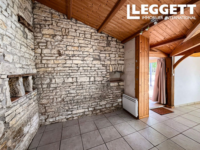 Image No.6-6 Bed House for sale