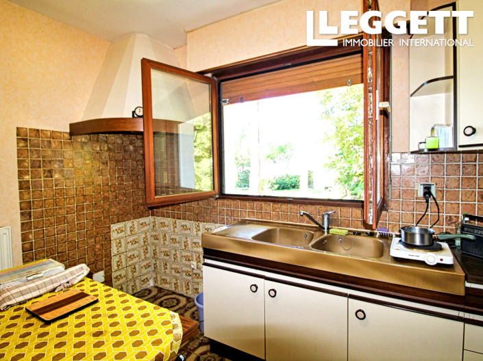 Image No.6-3 Bed House for sale
