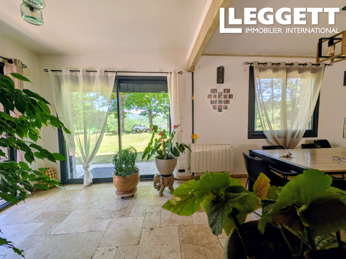 Image No.6-3 Bed House for sale