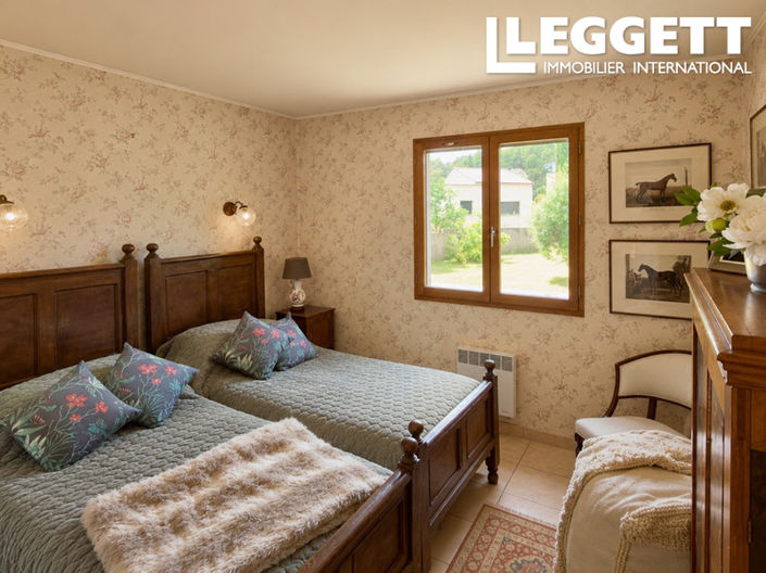 Image No.7-3 Bed House for sale
