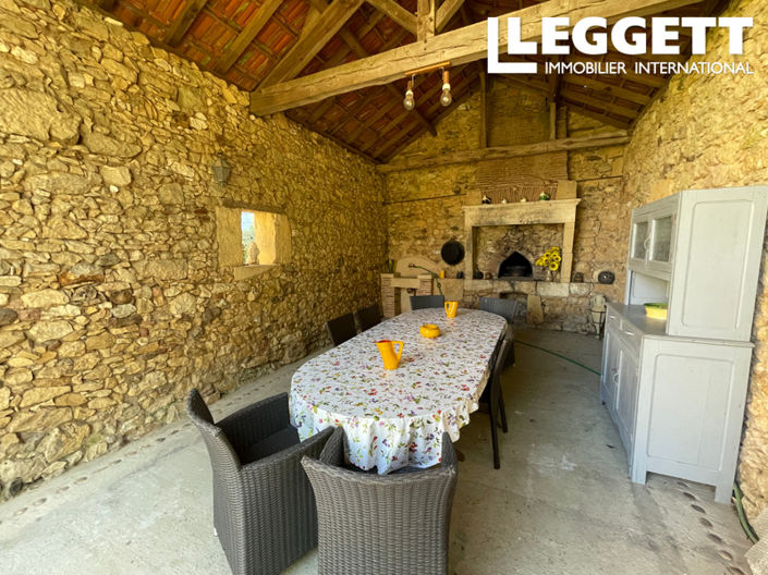 Image No.6-5 Bed House for sale