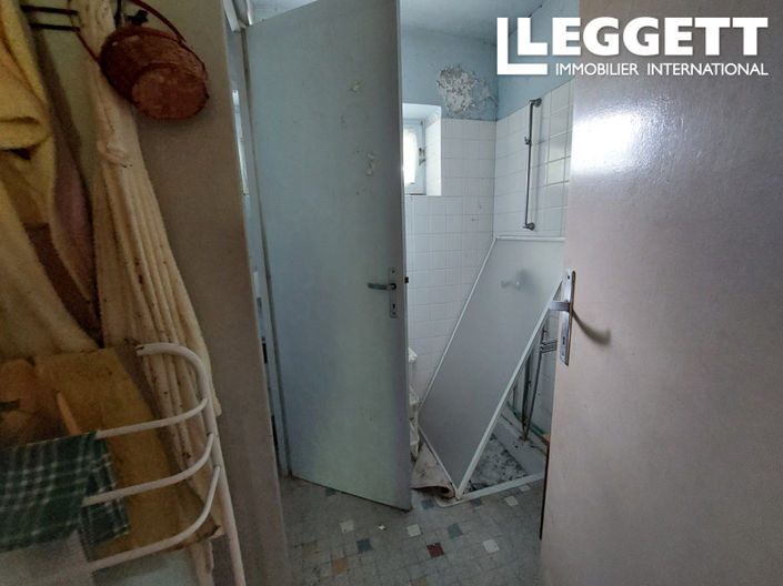 Image No.7-2 Bed House for sale