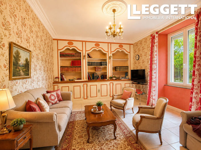 Image No.2-3 Bed House for sale