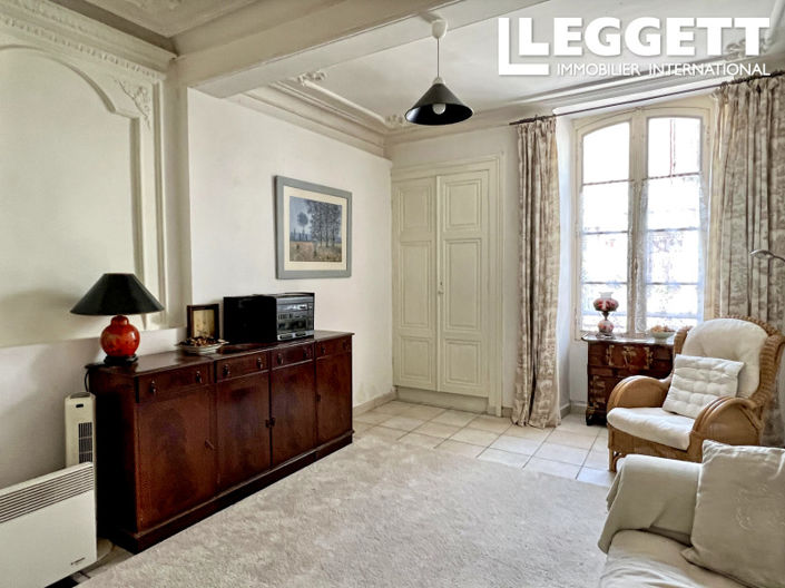 Image No.5-2 Bed House for sale