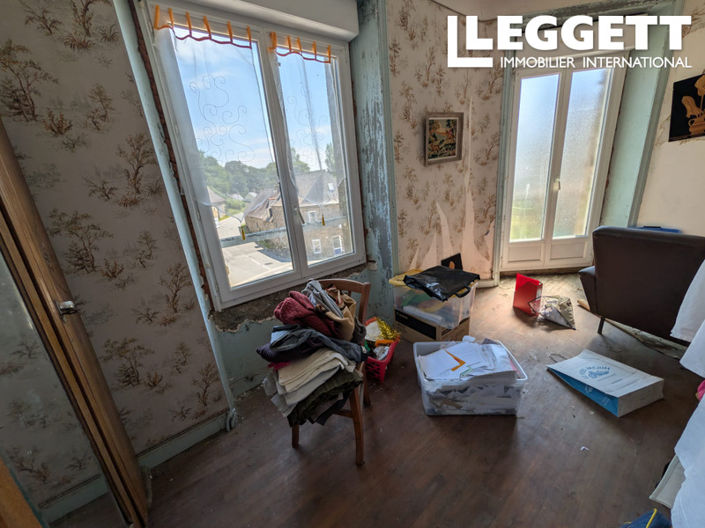 Image No.7-5 Bed House for sale