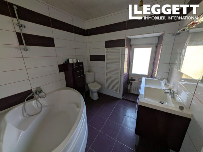 Image No.9-5 Bed House for sale