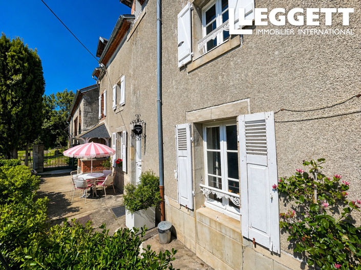 Image No.2-8 Bed House for sale