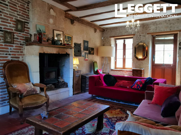 Image No.2-4 Bed House for sale