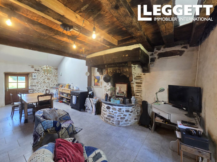 Image No.3-3 Bed House for sale
