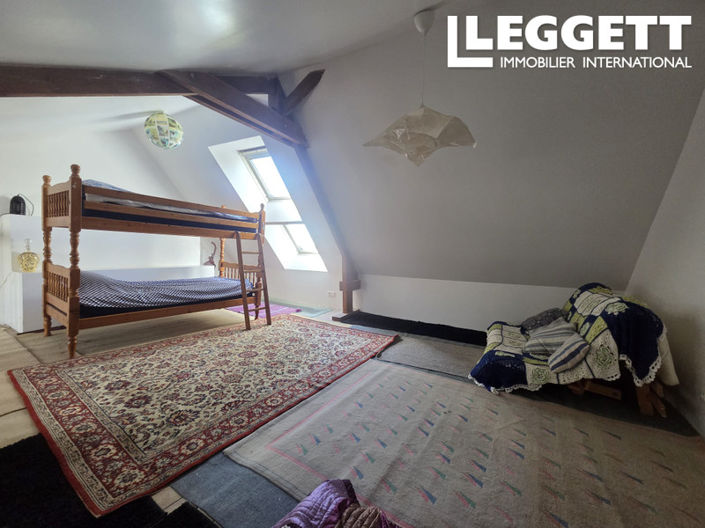 Image No.9-3 Bed House for sale