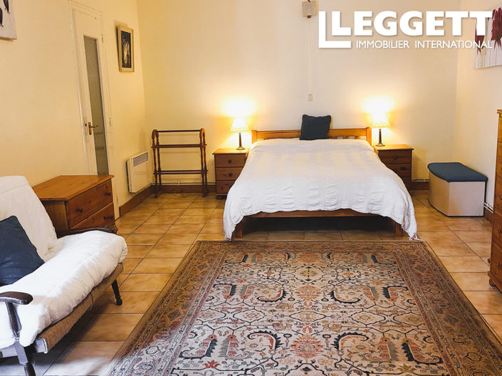 Image No.4-1 Bed House for sale