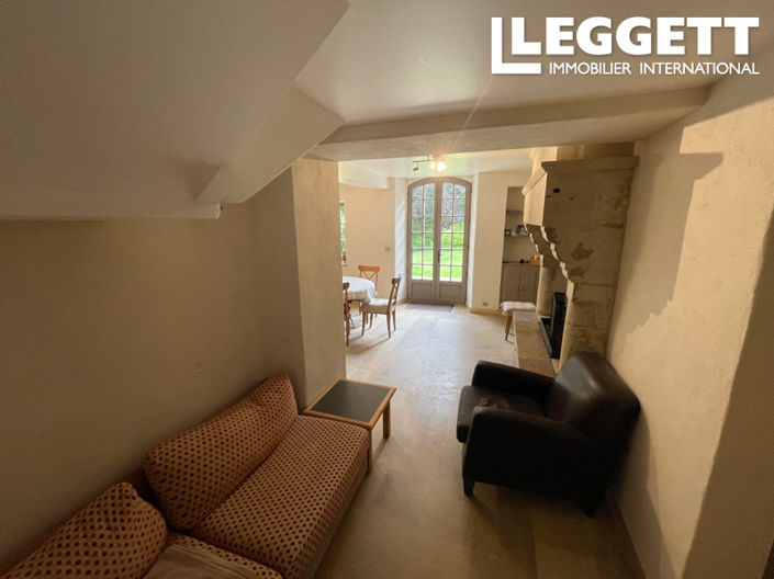 Image No.7-8 Bed House for sale