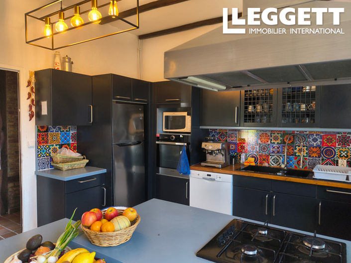 Image No.4-7 Bed House for sale