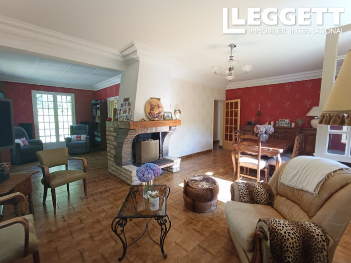 Image No.2-7 Bed House for sale