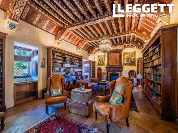 Image No.7-17 Bed Chateaux for sale