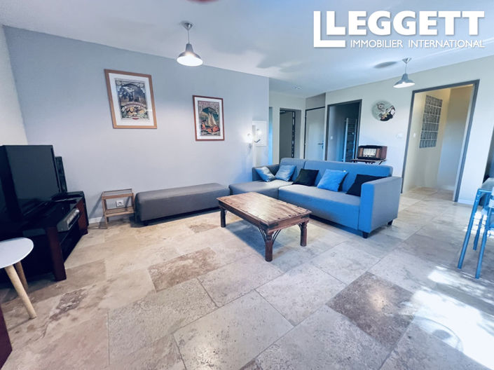 Image No.9-5 Bed House for sale
