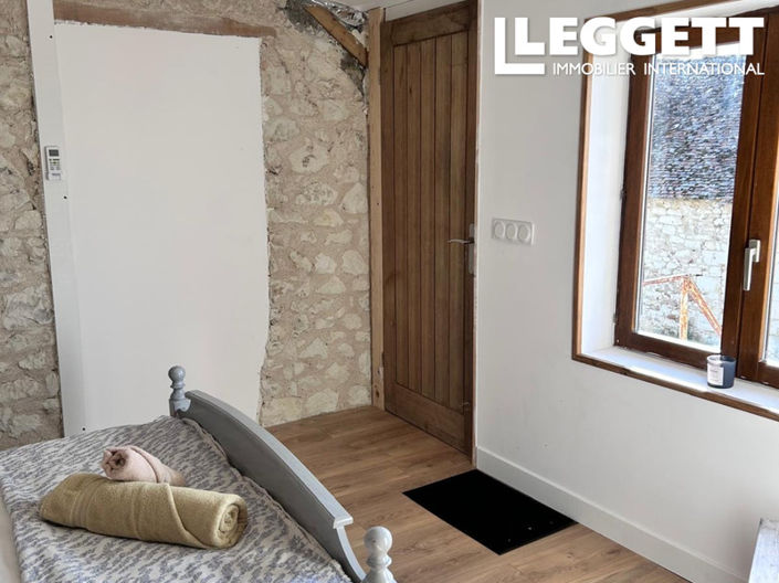 Image No.7-2 Bed House for sale