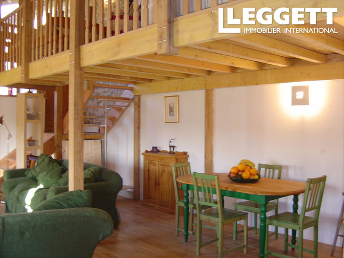 Image No.10-4 Bed House for sale