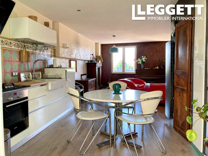 Image No.5-2 Bed Apartment for sale