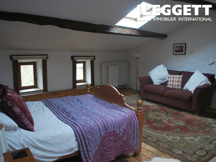 Image No.9-3 Bed House for sale