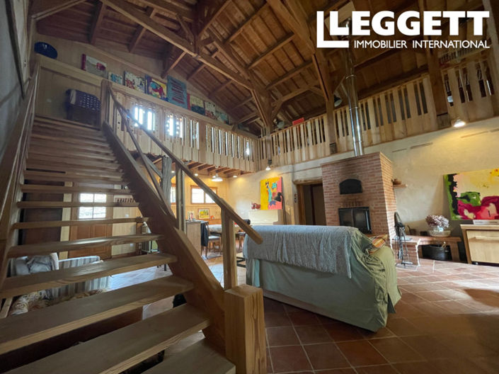 Image No.6-3 Bed House for sale