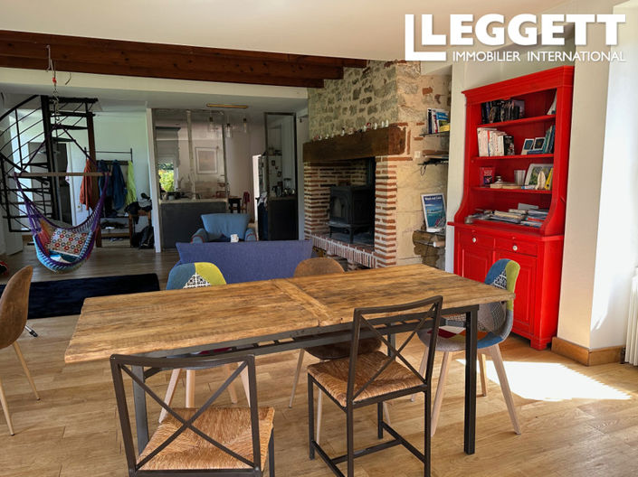 Image No.6-3 Bed House for sale