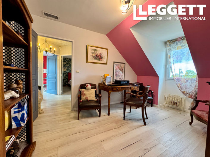 Image No.5-4 Bed House for sale