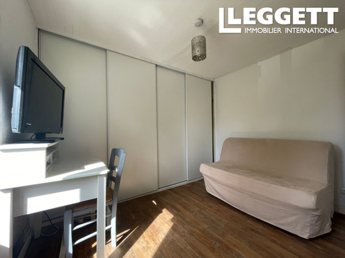 Image No.10-3 Bed House for sale
