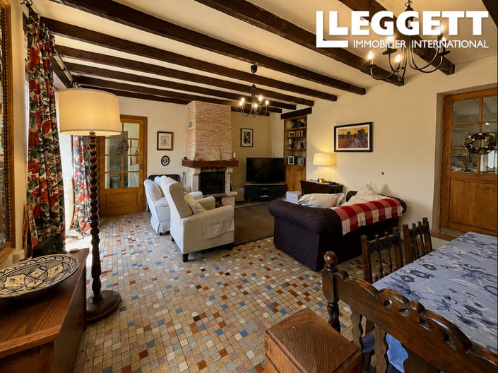 Image No.6-4 Bed House for sale