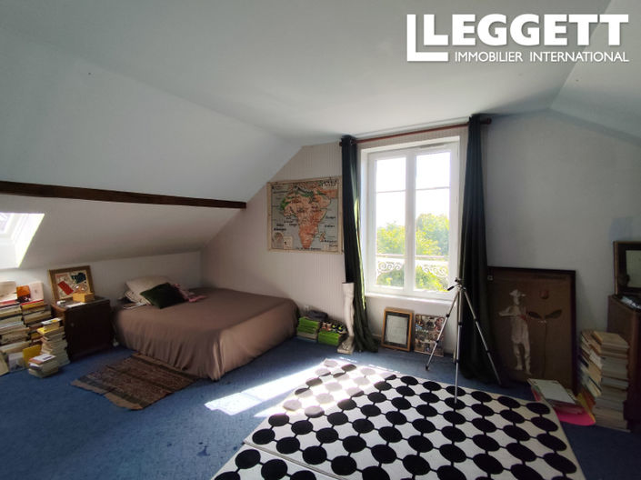Image No.6-4 Bed House for sale