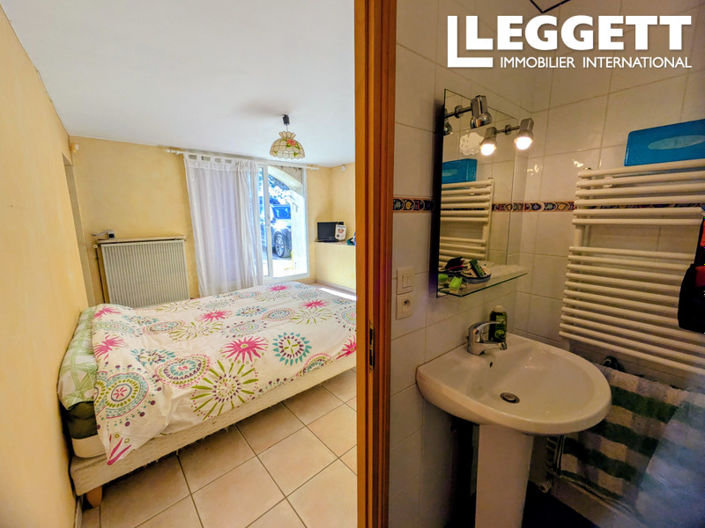 Image No.7-4 Bed House for sale